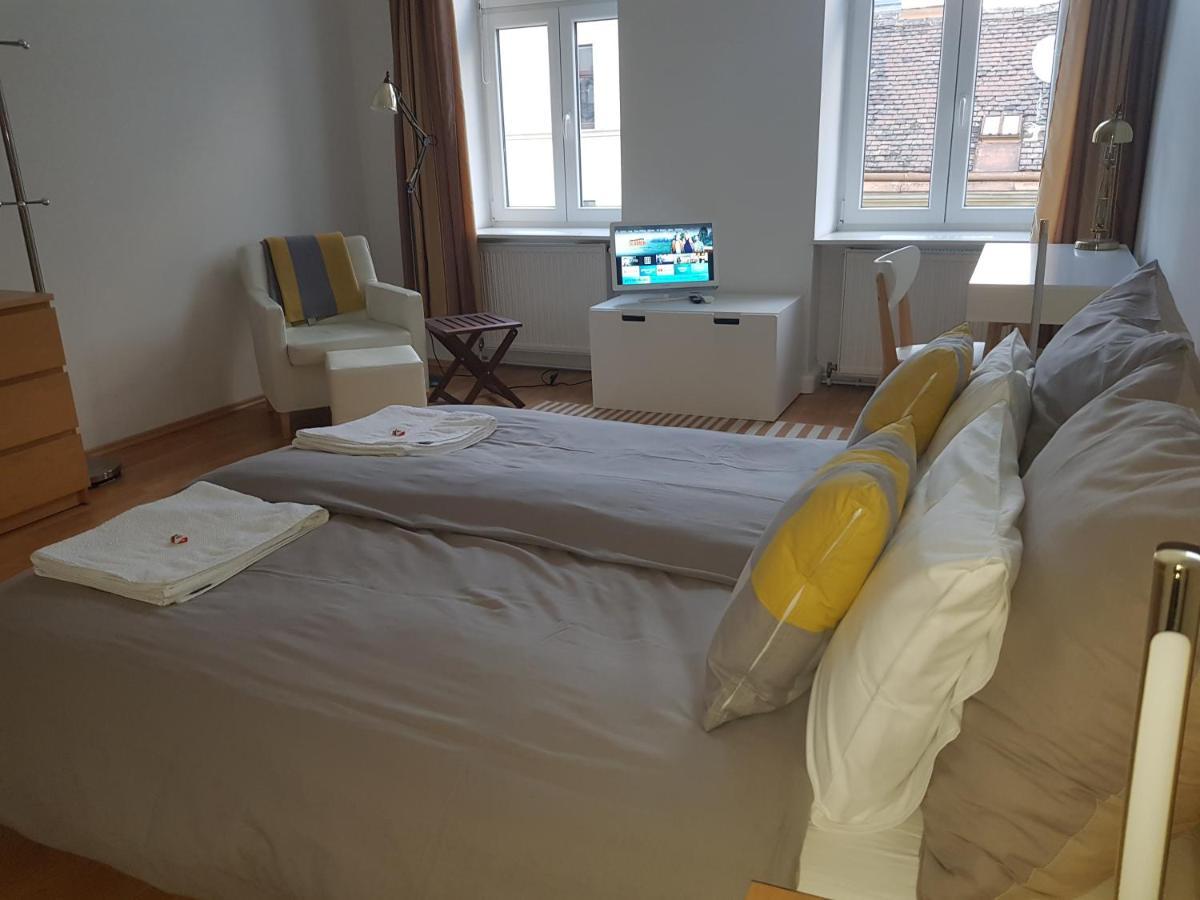 Schubert Park Apartment Near Volksopera 비엔나 외부 사진